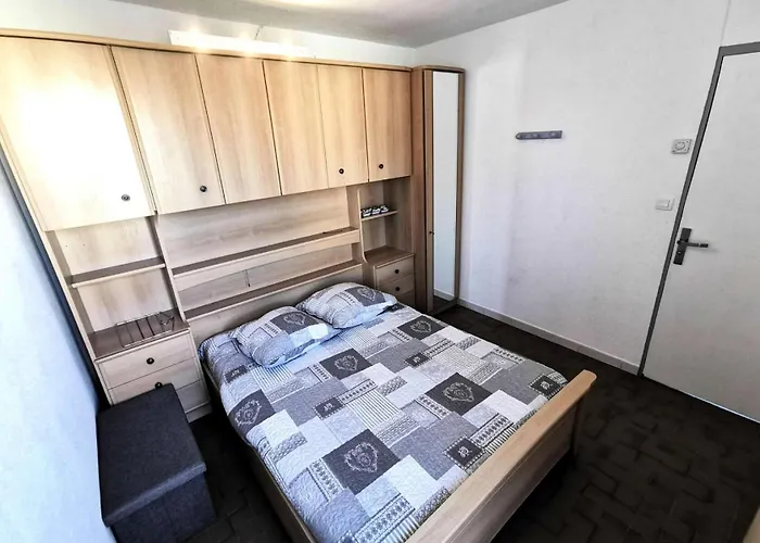 Le Village Grec - 4 Pieces, 6 Personnes, Port Mae-6744 Villa